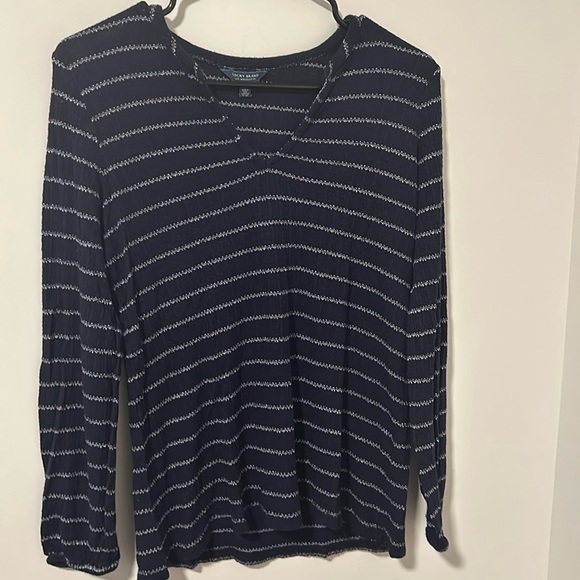 Lucky Brand 5% Linen Navy Blue Striped Long Sleeve Cozy Comfy Size Medium - Picture 1 of 4